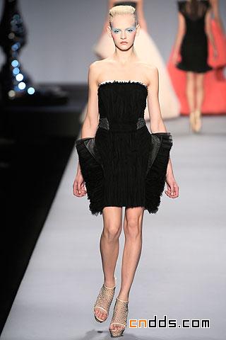 2010 SS RTW 春夏 女裝成衣 -- Viktor & Rolf