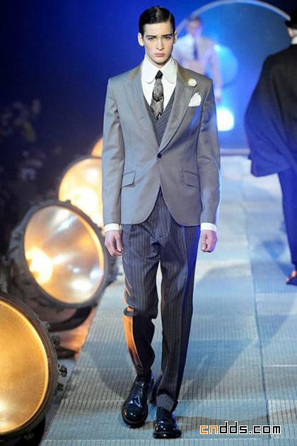 时装鬼才设计师John Galliano 2010秋冬男装(上)