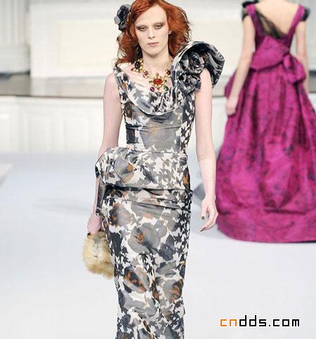 Oscar De La Renta 2010秋冬禮服秀場(chǎng)