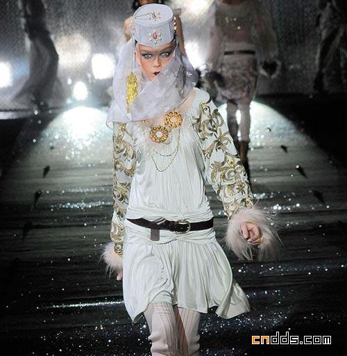 John Galliano 2010秋冬女裝秀場(chǎng)