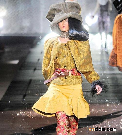 John Galliano 2010秋冬女裝秀場(chǎng)