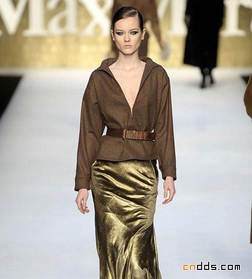 麥絲瑪拉(Max Mara)2010秋冬女裝秀場(chǎng)