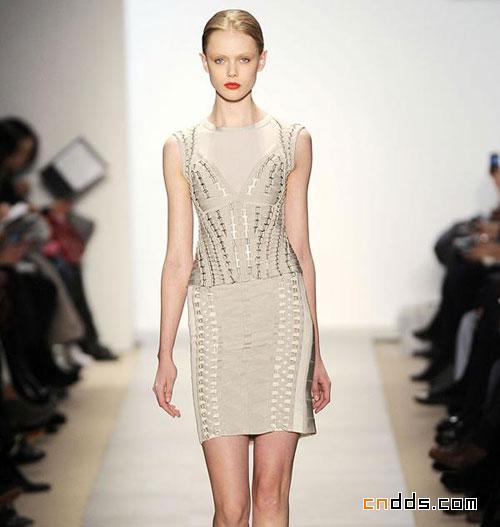 荷芙妮格(Herve Leger)2010秋冬女裝秀場(chǎng)