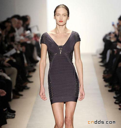 荷芙妮格(Herve Leger)2010秋冬女裝秀場