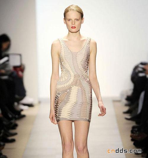 荷芙妮格(Herve Leger)2010秋冬女裝秀場(chǎng)