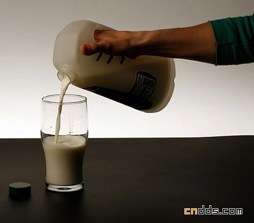 创新牛奶瓶设计