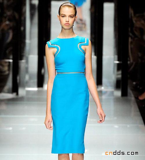 范思哲(Versace)2011春夏女装新品秀场