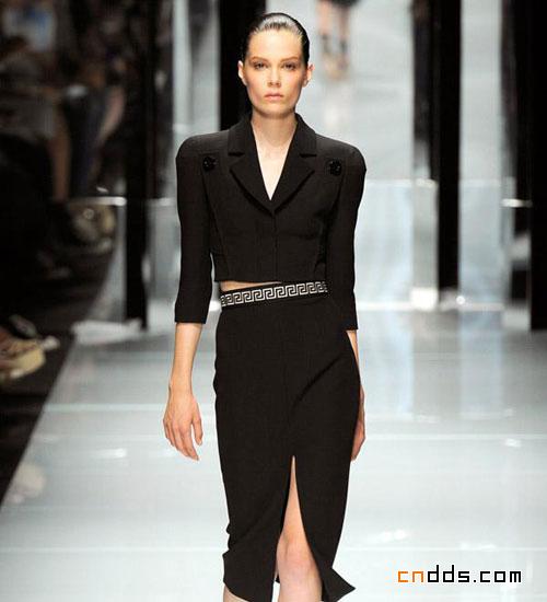 范思哲(Versace)2011春夏女装新品秀场