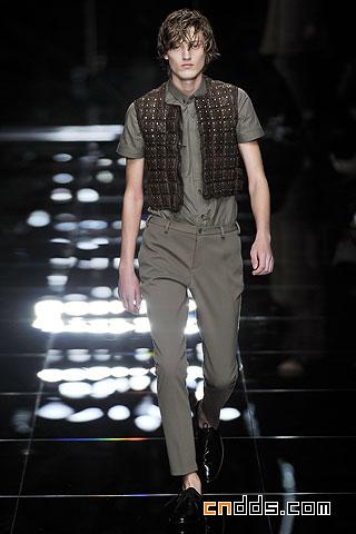 巴宝莉Burberry 2011米兰春夏男装发布会