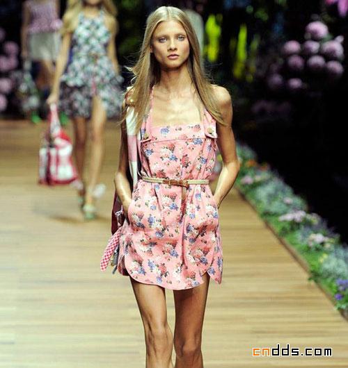 D&G 2011春夏田園少女裝新品秀場