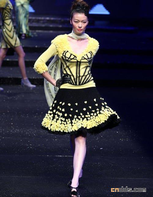 2011国际时装周：米皇祁刚羊绒时装