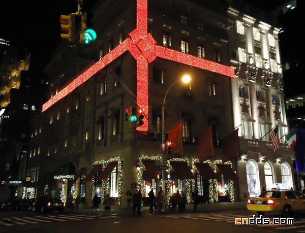 纽约圣诞百货公司橱窗大PK