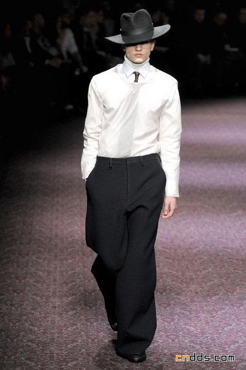 朗雯Lanvin 2011秋冬巴黎男裝秀場(chǎng)