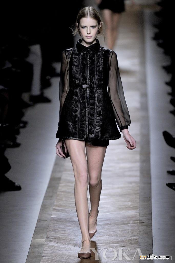 Valentino 2011春夏時(shí)裝發(fā)布會(huì)