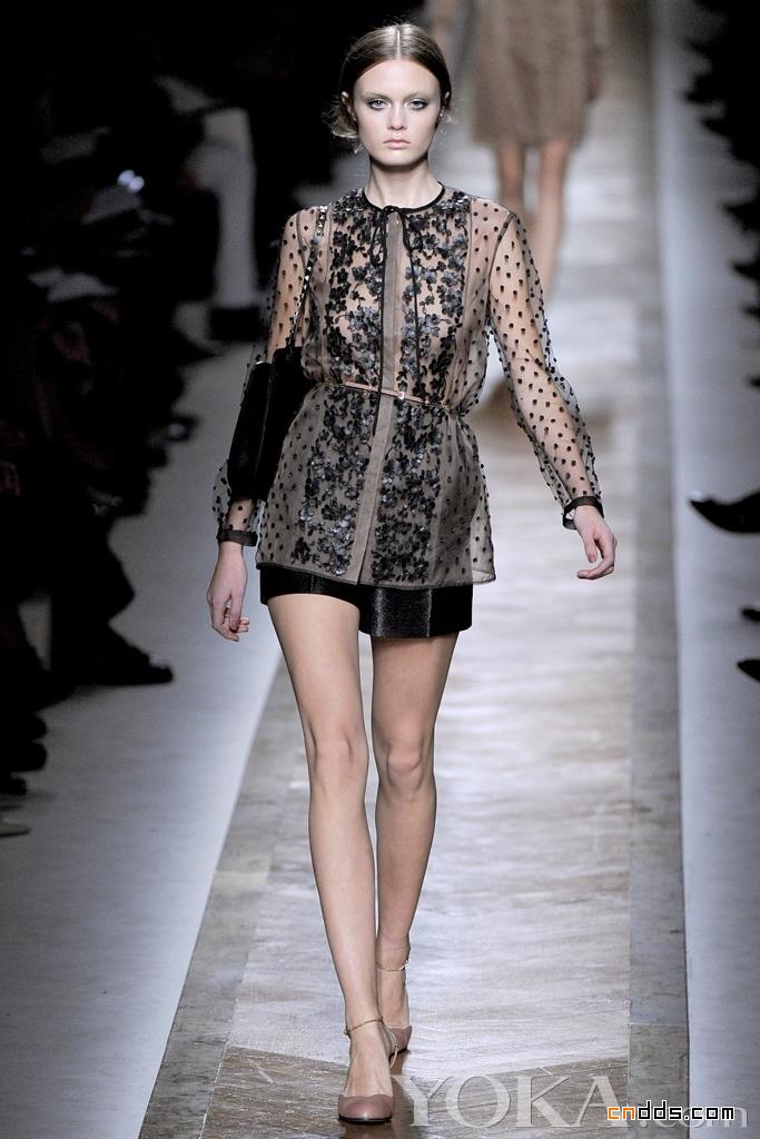 Valentino 2011春夏時(shí)裝發(fā)布會(huì)