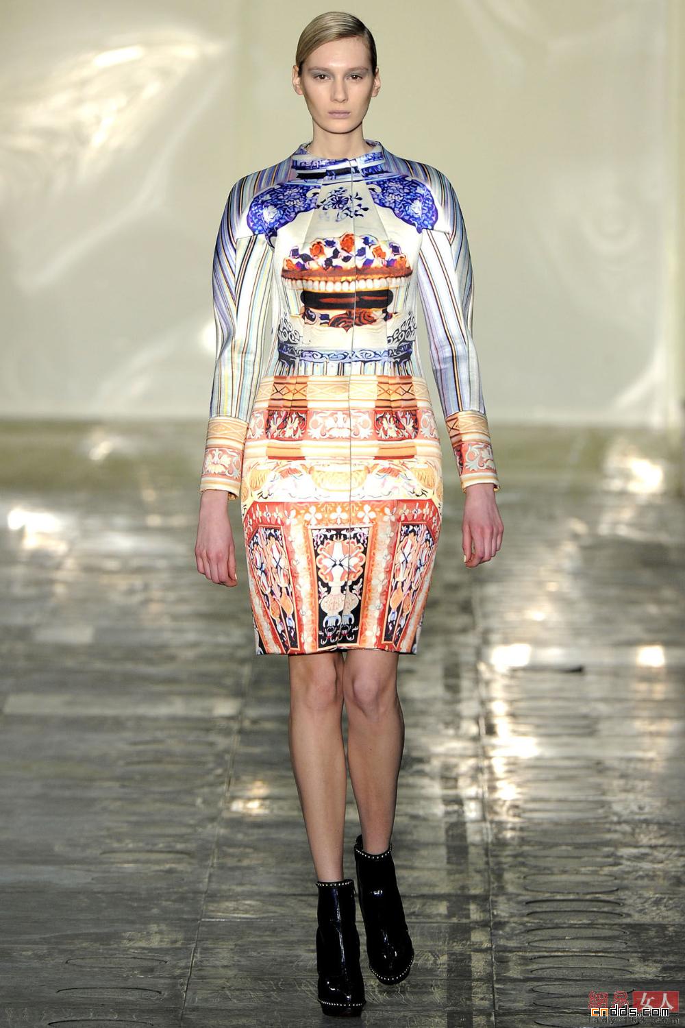 Mary Katrantzou 2011秋冬倫敦時(shí)裝周秀場(上)