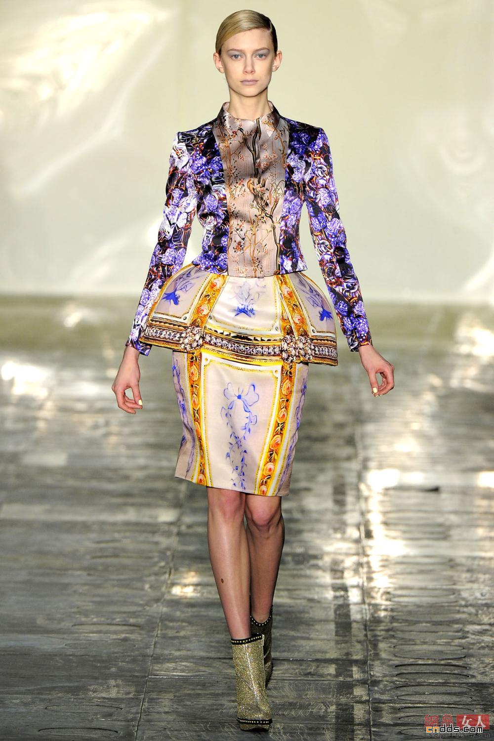 Mary Katrantzou 2011秋冬倫敦時裝周秀場(上)