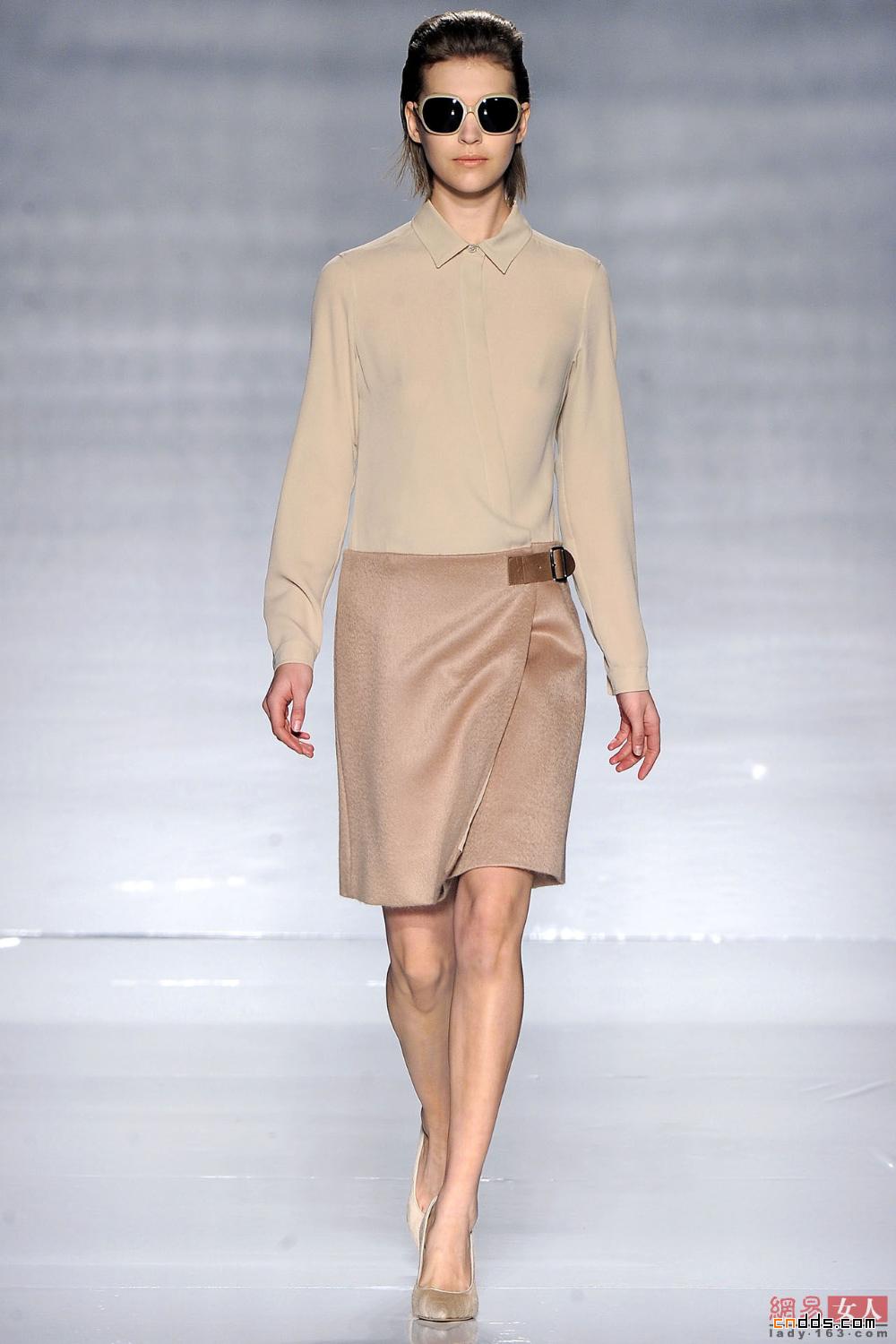 Max Mara 2011秋冬米蘭時裝周秀場(上)