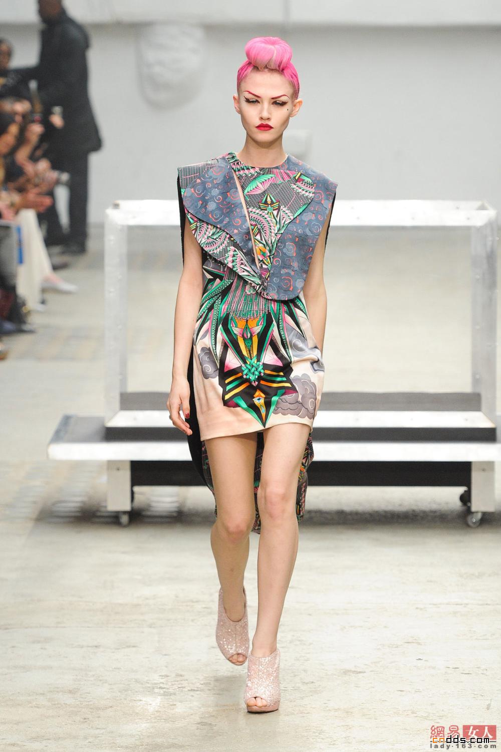 Manish Arora 2011秋冬巴黎時(shí)裝周秀場(chǎng)（下）