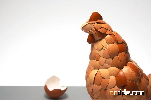 “蛋壳鸡”雕塑欣赏