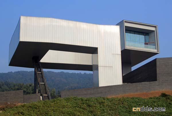 Steven Holl设计的南京艺术和建筑博物馆