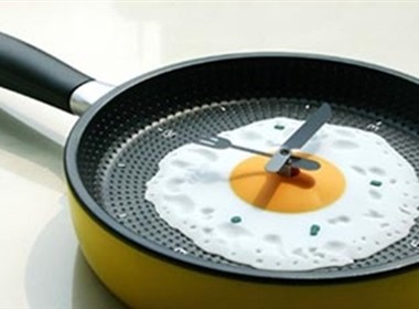 “煎蛋锅”创意挂钟