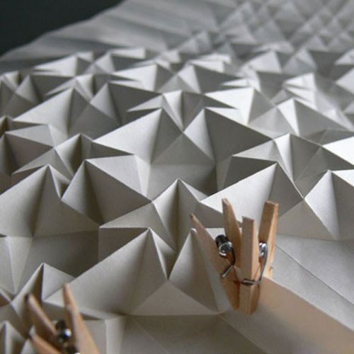 双手创造的艺术品折纸灯