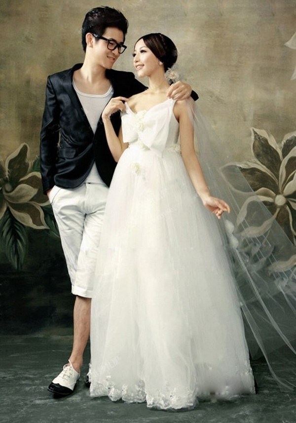 人气巨升的韩式孕妇婚纱设计欣赏