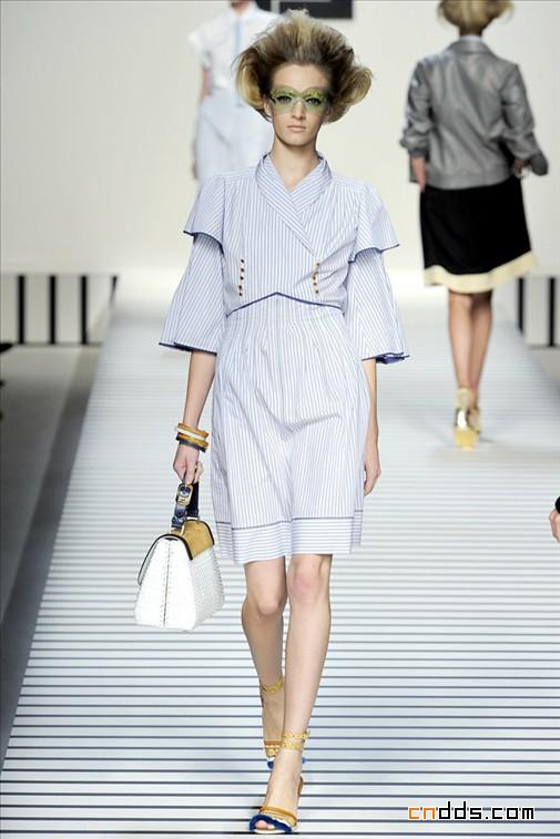 FENDI 2012春夏回歸務實