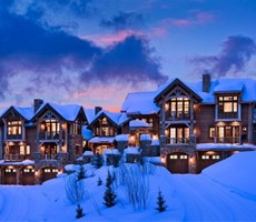洁白奢华雪里面的房子设计欣赏