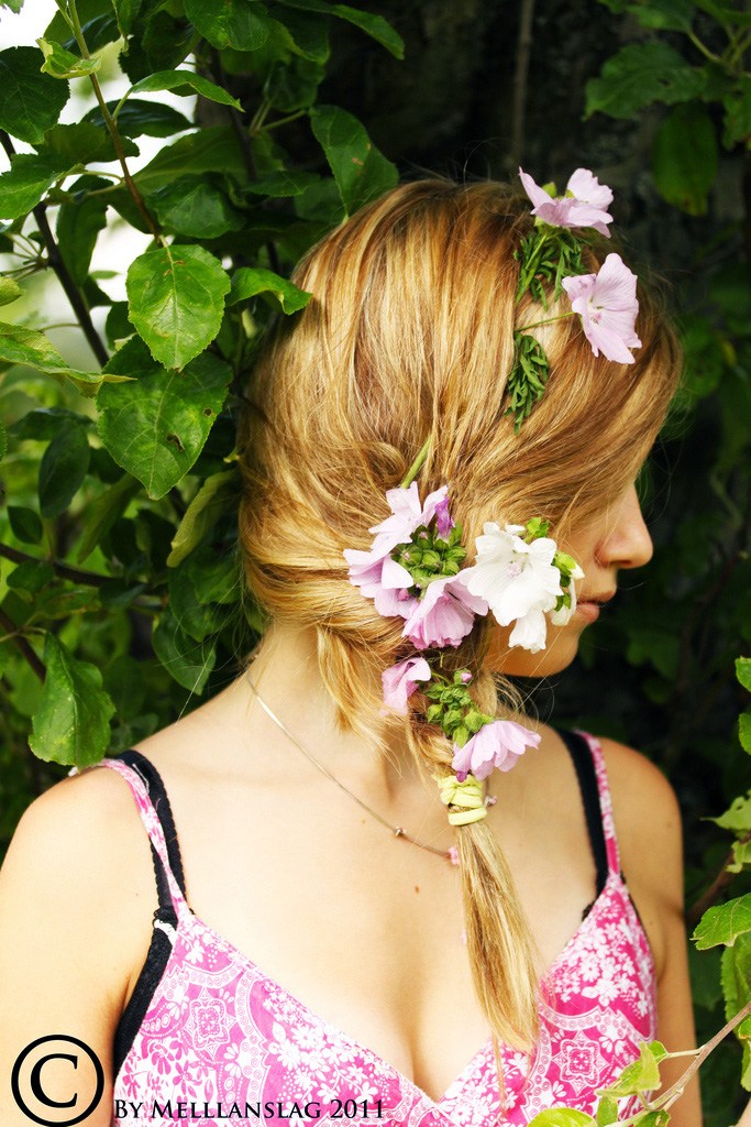 青丝缕缕的春季唯美发型设计