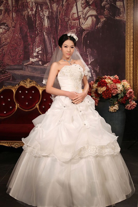 时尚精美韩式婚纱设计盘点
