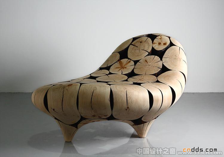 调皮形状的栗子：松栗木椅