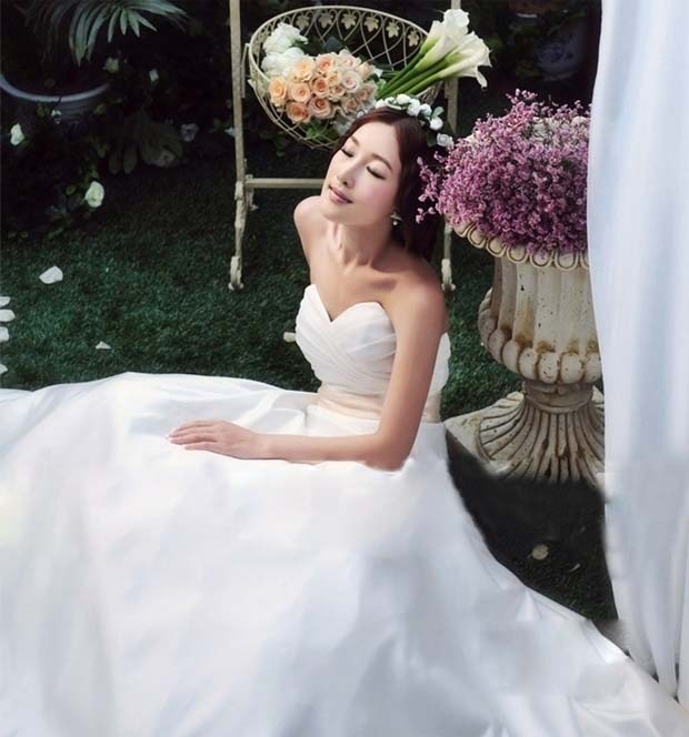 清新日韩浪漫婚纱 演绎无暇的爱情