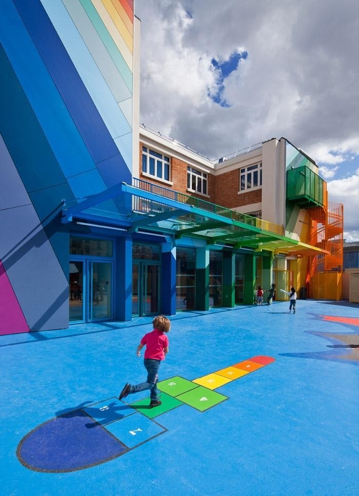 五彩斑斓的巴黎幼儿园设计欣赏