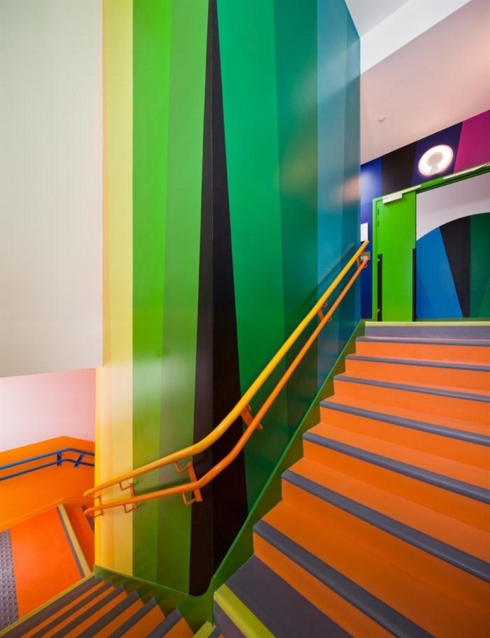 五彩斑斓的巴黎幼儿园设计欣赏