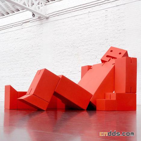 2012米兰国际家具展：互动家具Cubebot