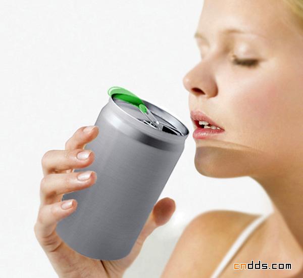 干净卫生的易拉罐绿色标签设计