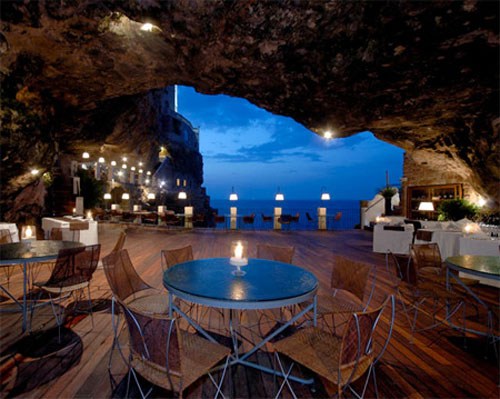 如人生的缩影，岩洞餐厅设计 