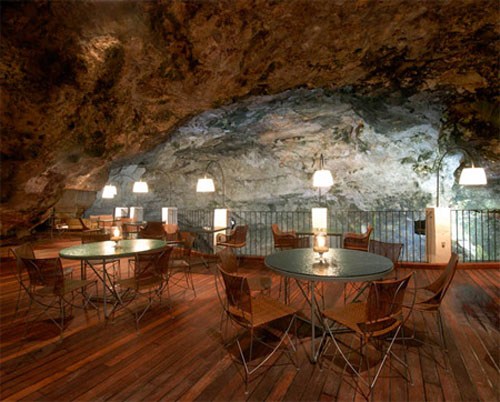 如人生的缩影，岩洞餐厅设计 