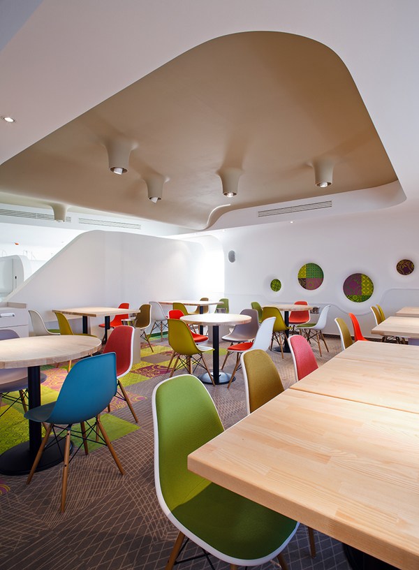 Phill Playground &amp; Restaurant：最有趣的聚会餐厅