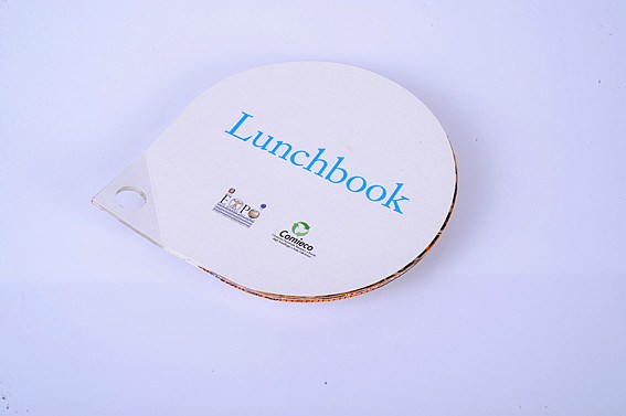 可以作为餐盘的午餐书创意设计