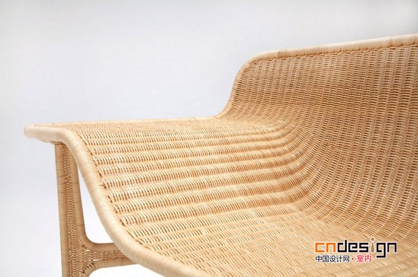 竹藤编制的椅子