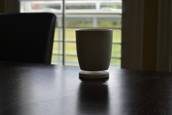 漂浮的茶杯-Tigere Chiriga