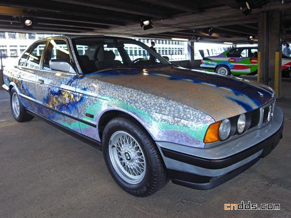 BMW 艺术汽车彩绘收藏 1975-2010于伦敦开幕