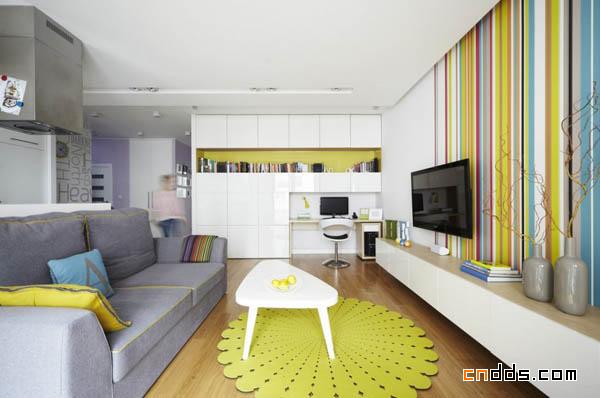 大胆用色的波兰华公寓设计