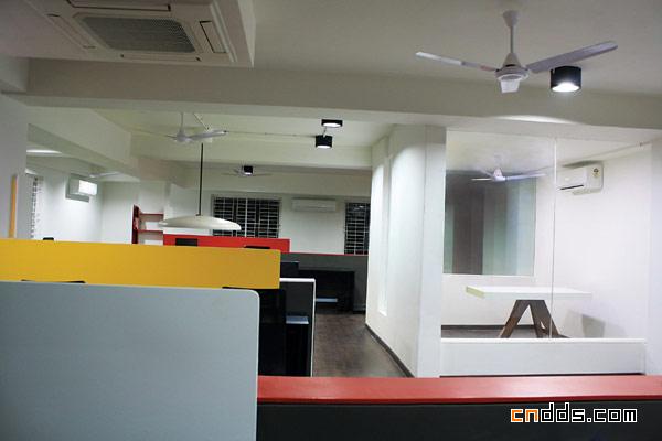 印度WHITE CANVAS广告公司办公空间设计