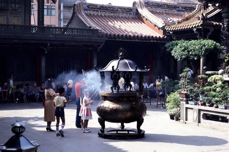镜头记载着中国的一些历史片段