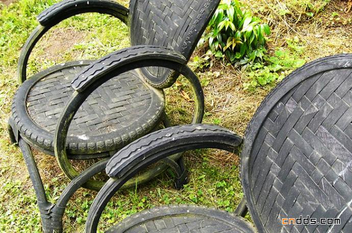 創(chuàng)意舊自行車環(huán)保再利用設(shè)計(jì)