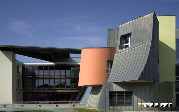 弗兰克·盖利（Frank  Gehry）：Vitra博物馆设计